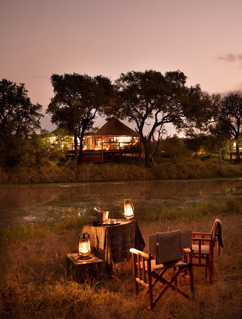 2022-Hamiltons-banner