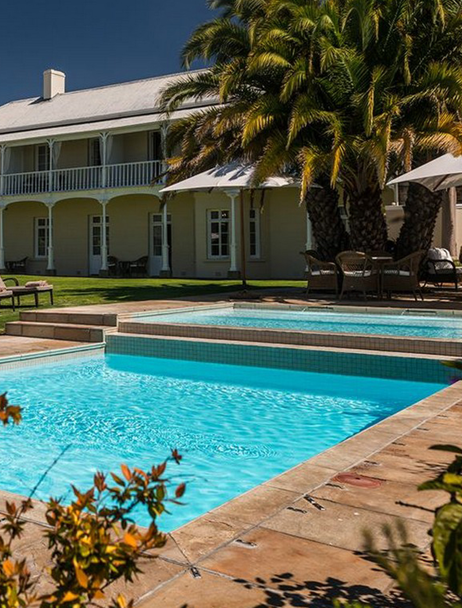 Queen-Victoria-HotelB