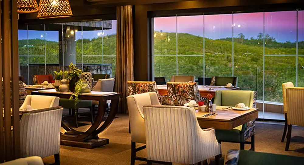 Simola-Hotel--dining