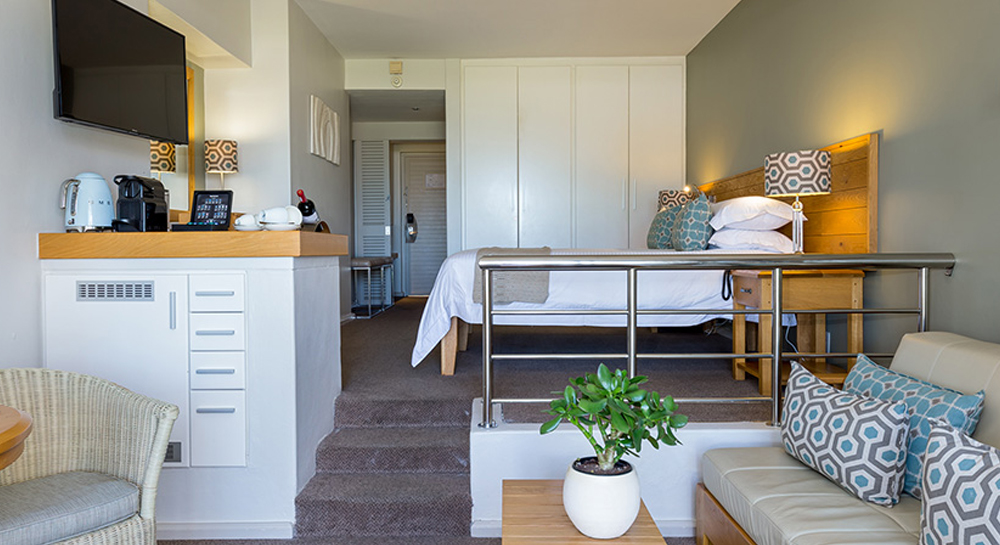 The-bay-family-room-A